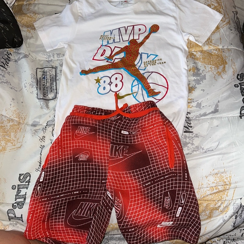 Boys Jordan